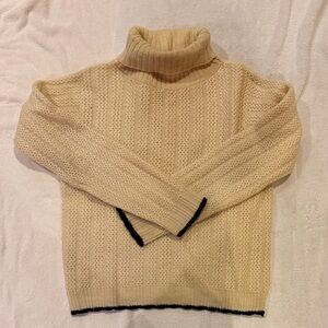 Vintage 100% Wool Cream Turtleneck Sweater